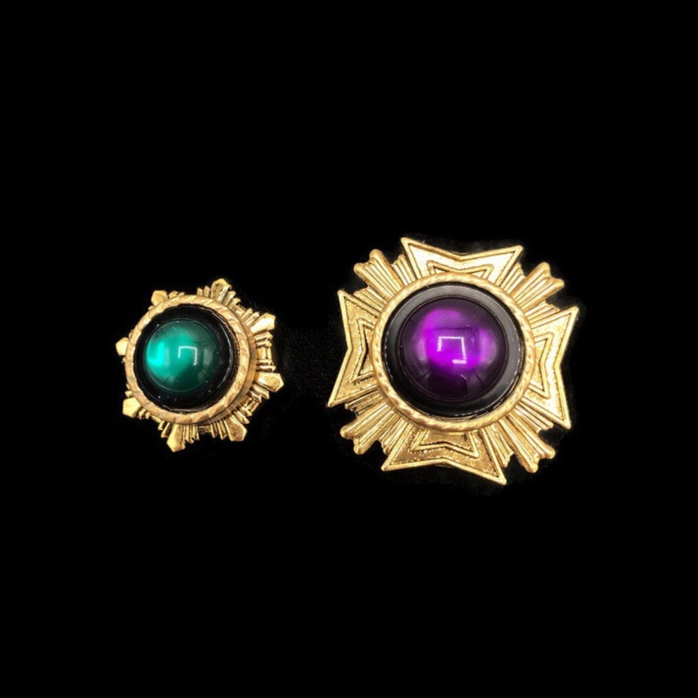 Nony New York Vintage Set of 2 Ornate Button Covers Purple, Green Gold-Tone